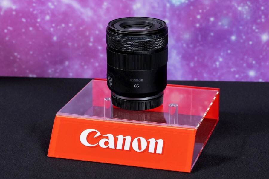Canon RF 85mm f/2 MACRO IS STM鏡頭