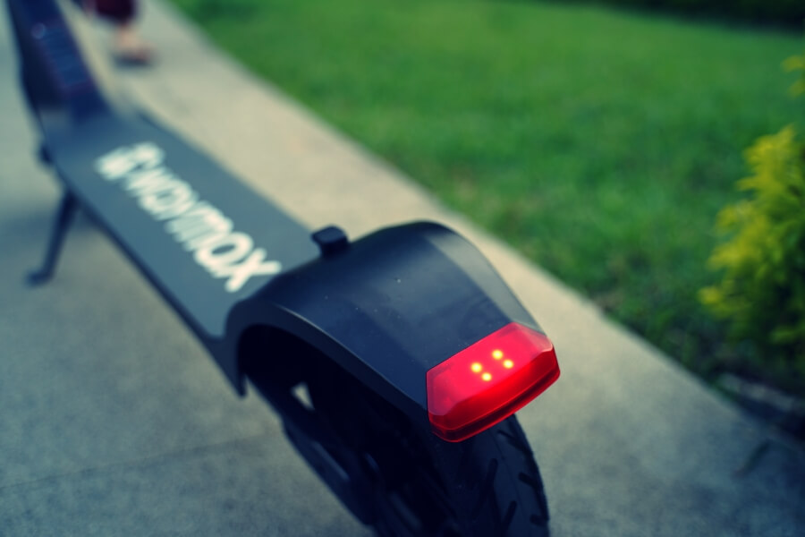 超詳細 Waymax X7 尊雅電動滑板車使用心得！實際騎乘2週體驗-Waymax X7 電動滑板車開箱