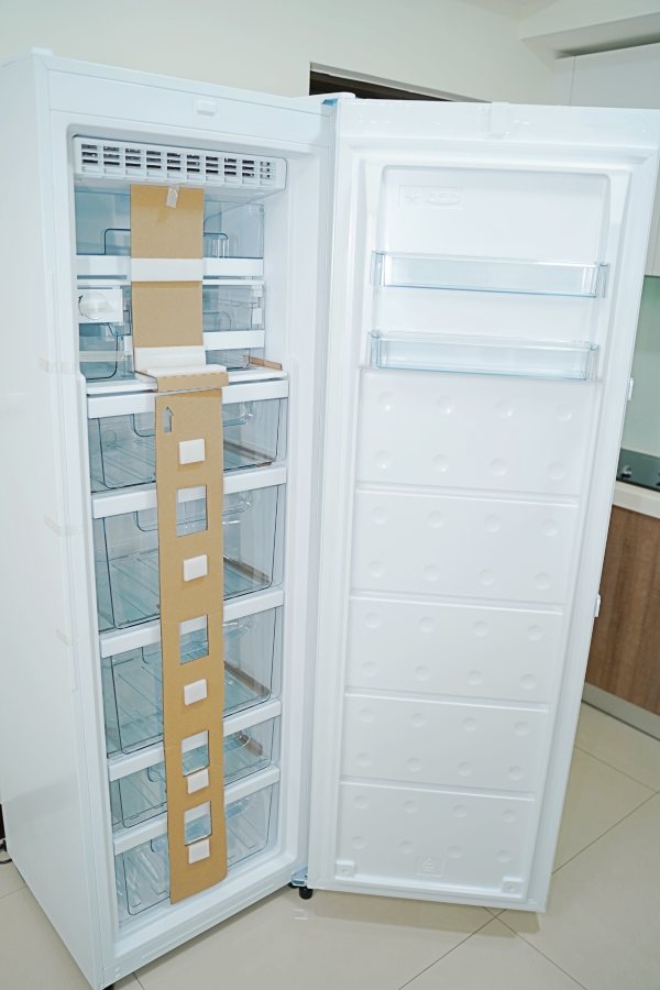 260L低溫無霜冷凍櫃